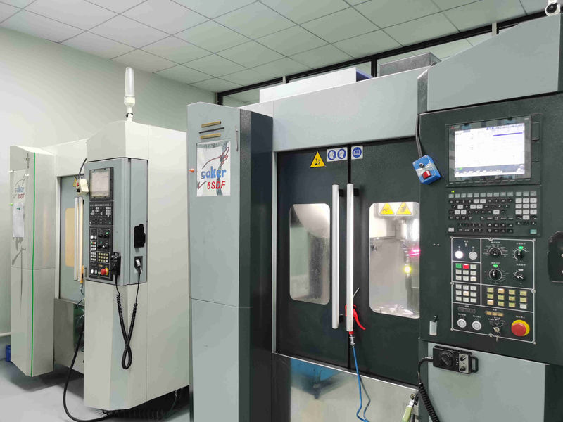 Dongguan Kingrui Precision Mould Co.,LTD 제조업체 생산 라인
